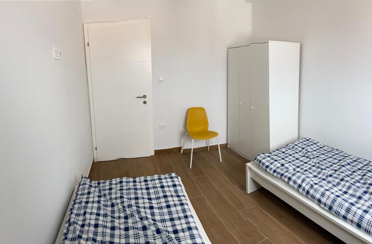 Daniela Family Apartment - Top Floor - New & Quite Location - Great Sea & Island View 비르 외부 사진
